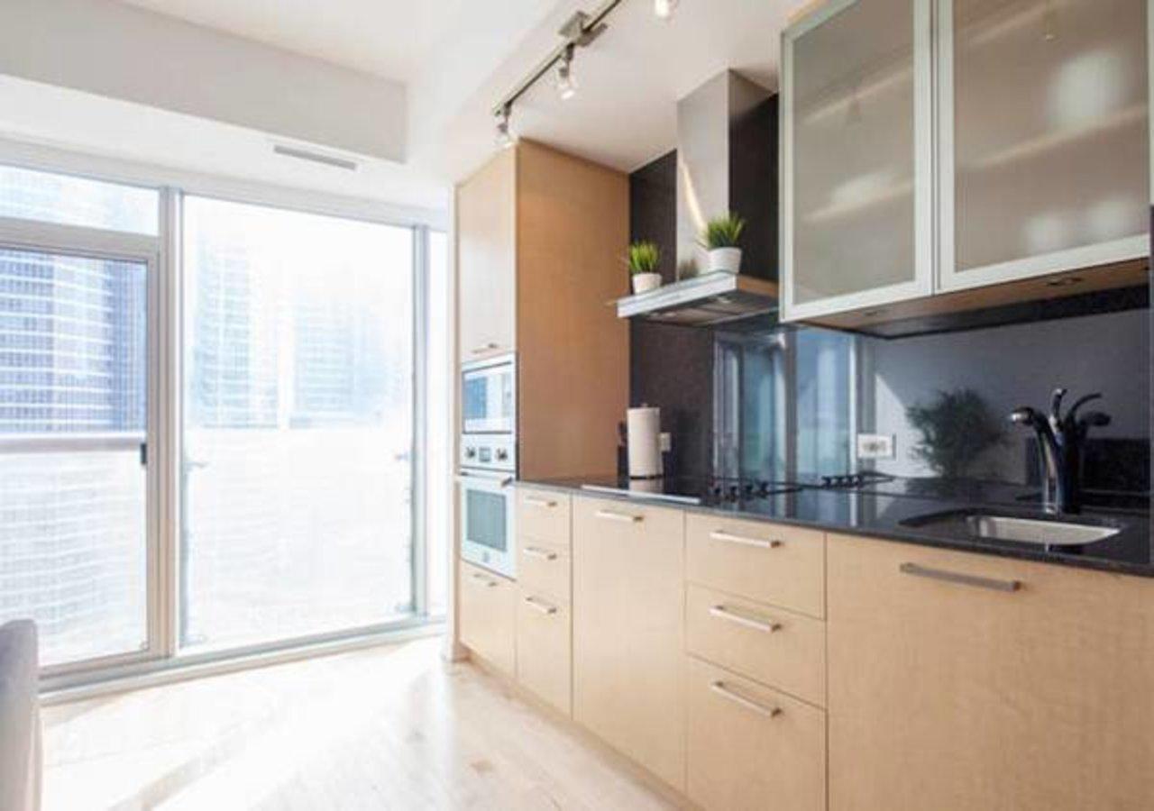Jp Stays - Lakeview Condos Toronto Exterior photo